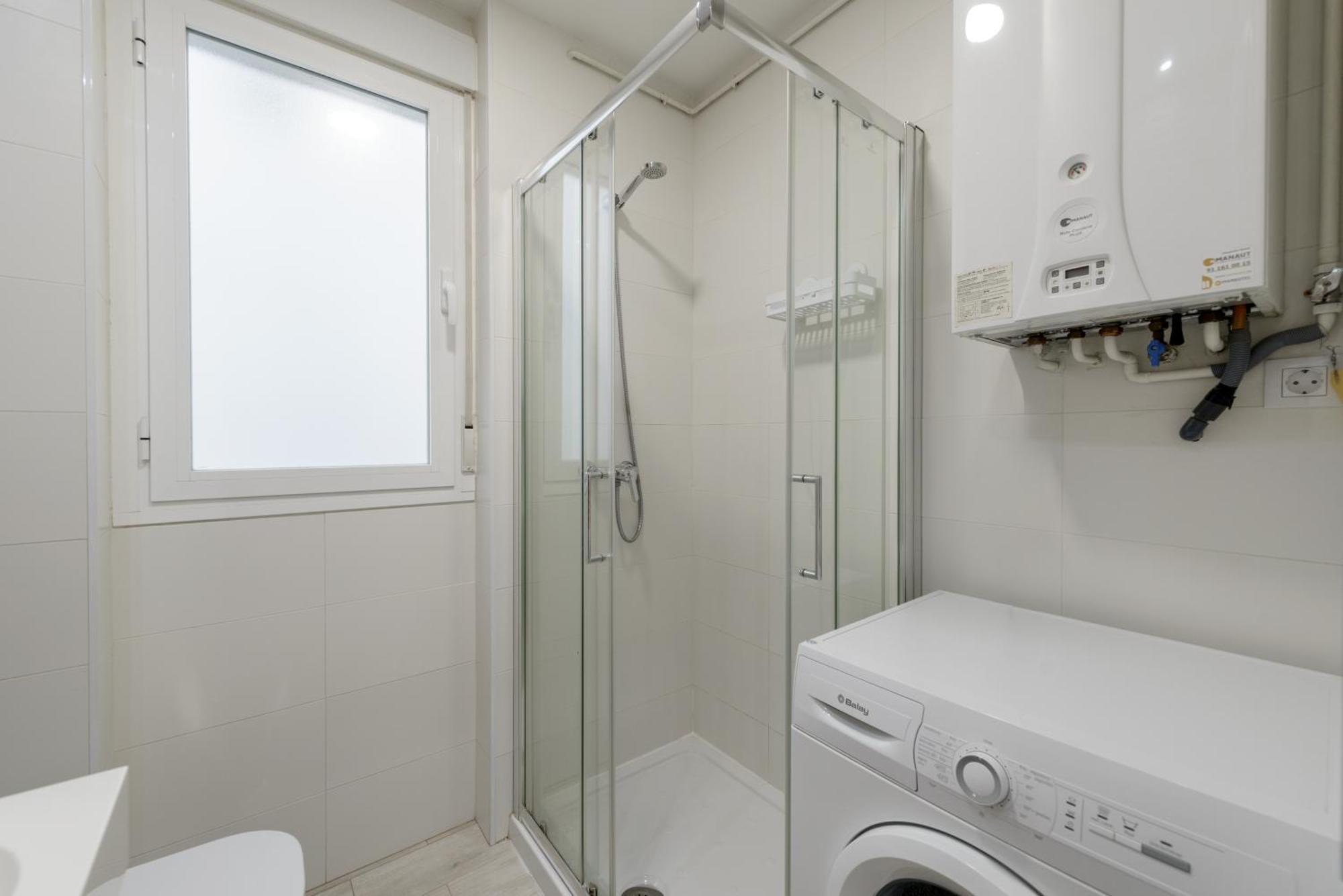 Avila Calle, Precioso Estudio En Santiago Bernabeu-Estrecho En Segundo Piso Sin Ascensor Apartment มาดริด ภายนอก รูปภาพ
