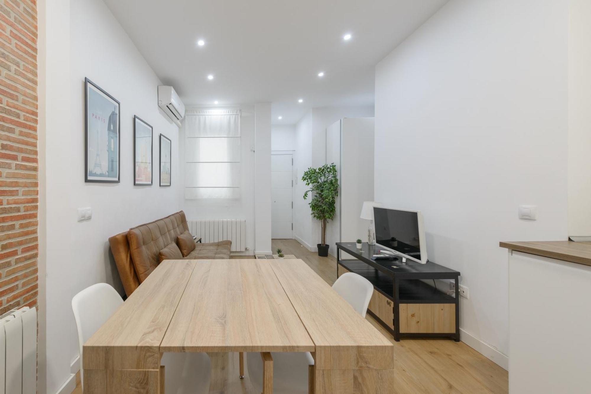 Avila Calle, Precioso Estudio En Santiago Bernabeu-Estrecho En Segundo Piso Sin Ascensor Apartment มาดริด ภายนอก รูปภาพ