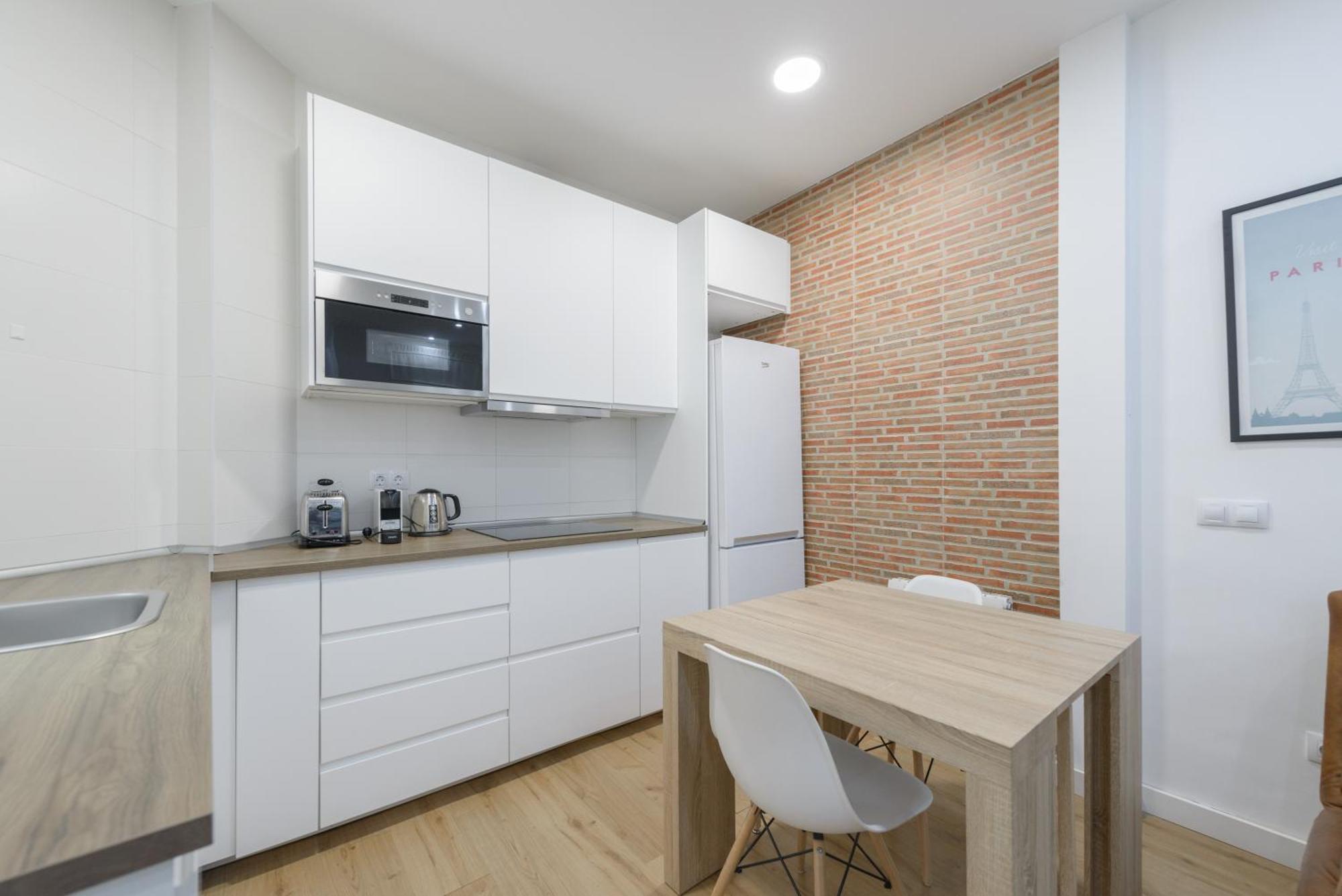 Avila Calle, Precioso Estudio En Santiago Bernabeu-Estrecho En Segundo Piso Sin Ascensor Apartment มาดริด ภายนอก รูปภาพ