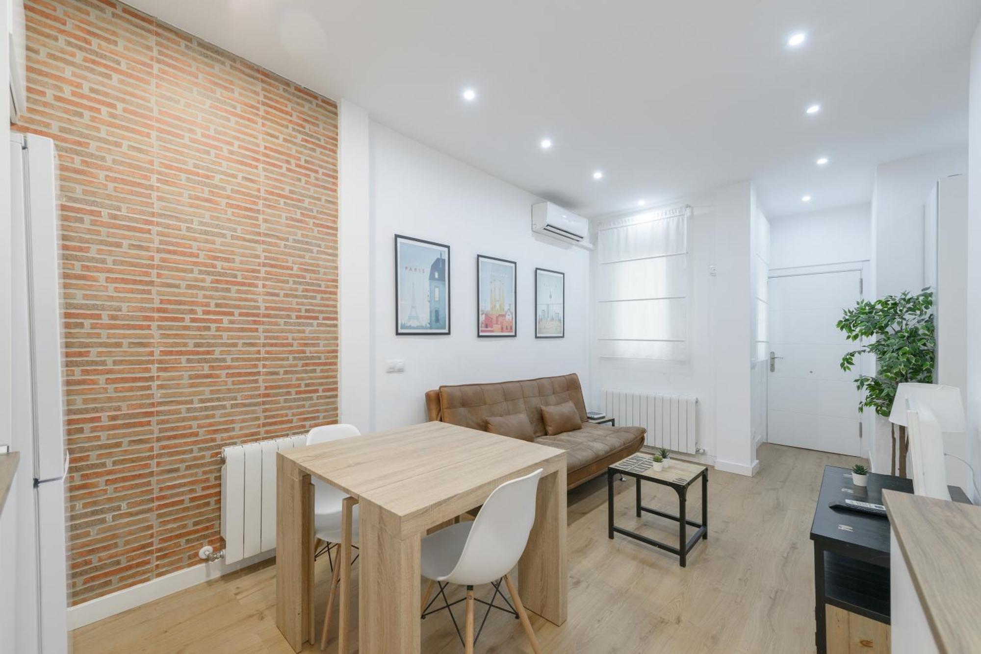 Avila Calle, Precioso Estudio En Santiago Bernabeu-Estrecho En Segundo Piso Sin Ascensor Apartment มาดริด ภายนอก รูปภาพ